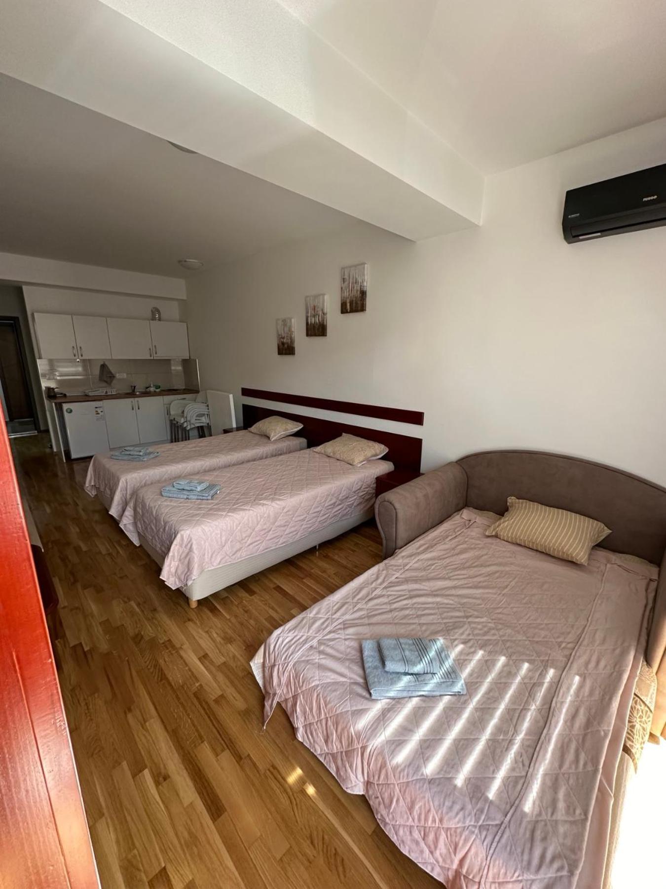 Apartments Nora オフリド エクステリア 写真